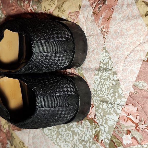 GIORGIO'S PALM BEACH SHOES - Picture 10 of 12